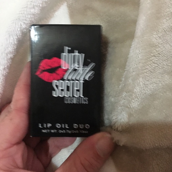 ❤️🧡DLS COSMETICS | LIP OIL DUO - Picture 5 of 6